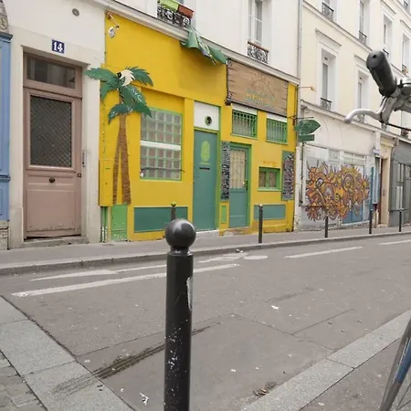 Апартаменты Amazing Comfy - Canal Saint Martin *
